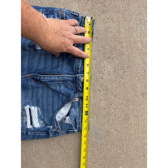 American Eagle Women’s Size 8 Distressed Dark Wash Denim Short Shorts - Picture 6 of 8